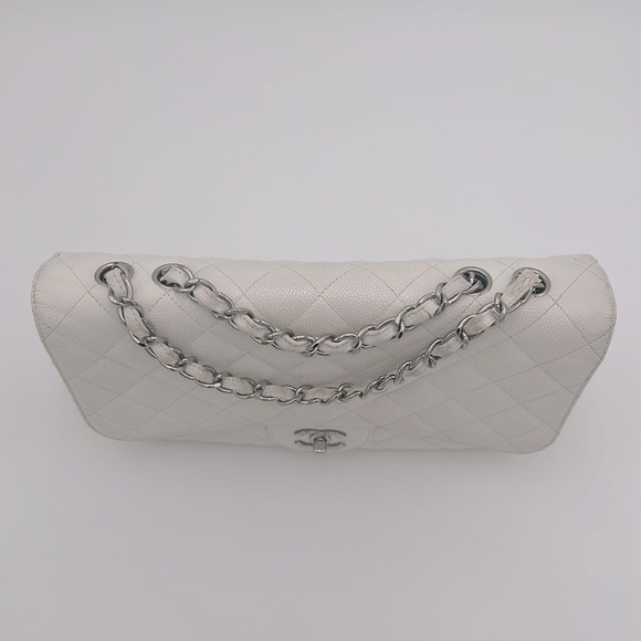 Authentic Caviar White Single Flap Jumbo CHANEL Bag with Box - Picture 7 of 17